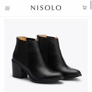 Nisolo Heeled Chelsea Boot 8.5 Black Leather
